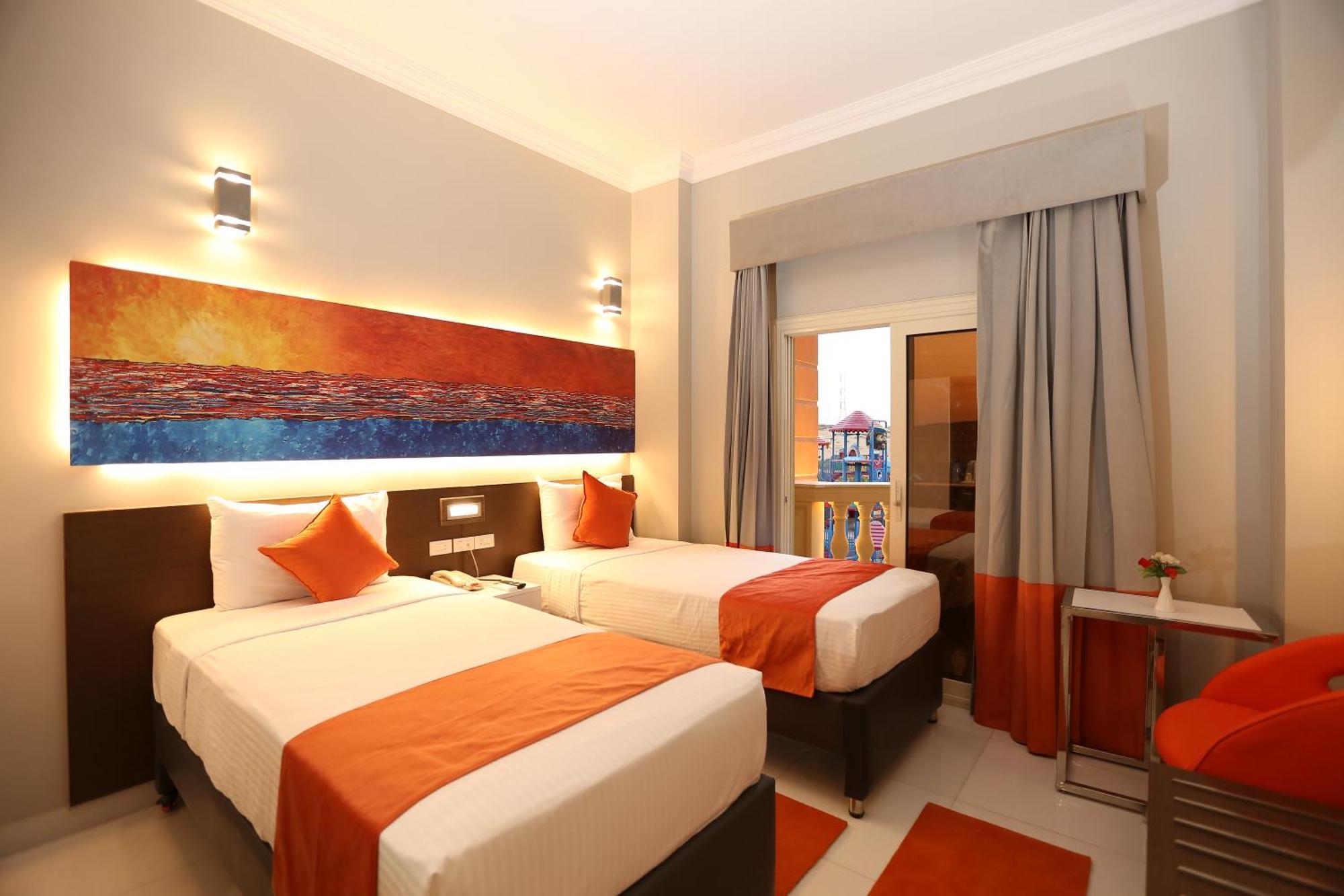 Hotel Marina Aqua Park 4*